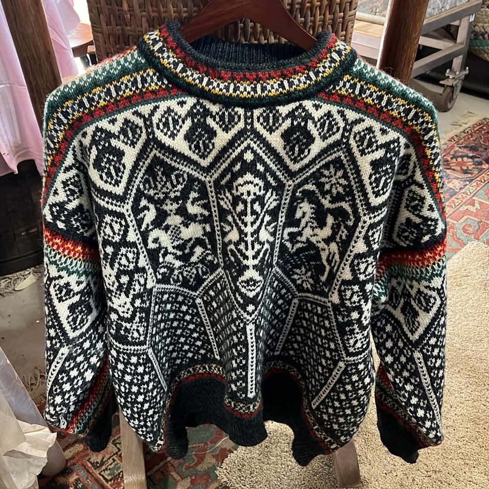 Vintage Dale of Norway Men’s Large Pullover Wool Sweater